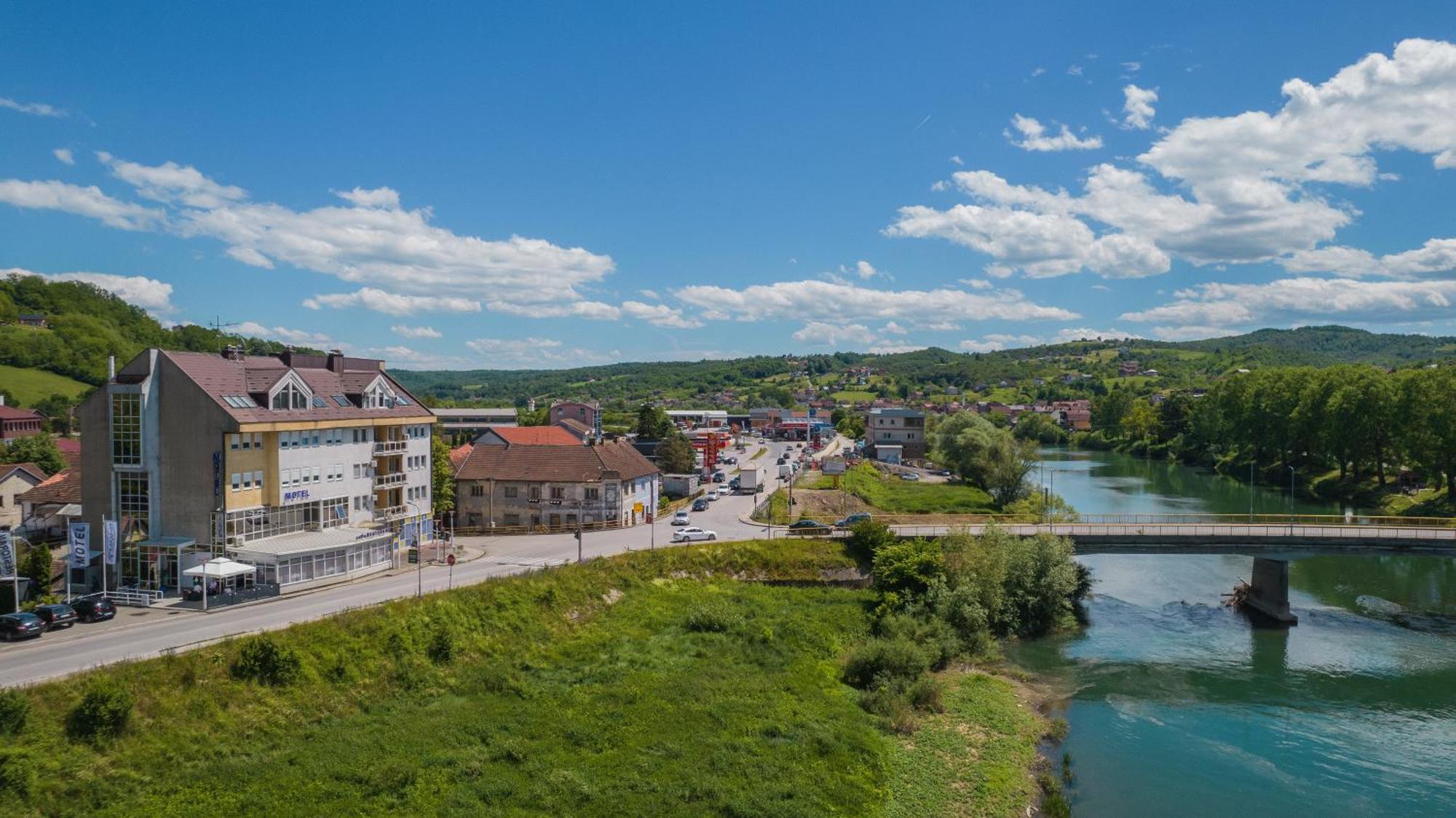 Motel New Sanatron Bosanski Novi Exterior foto