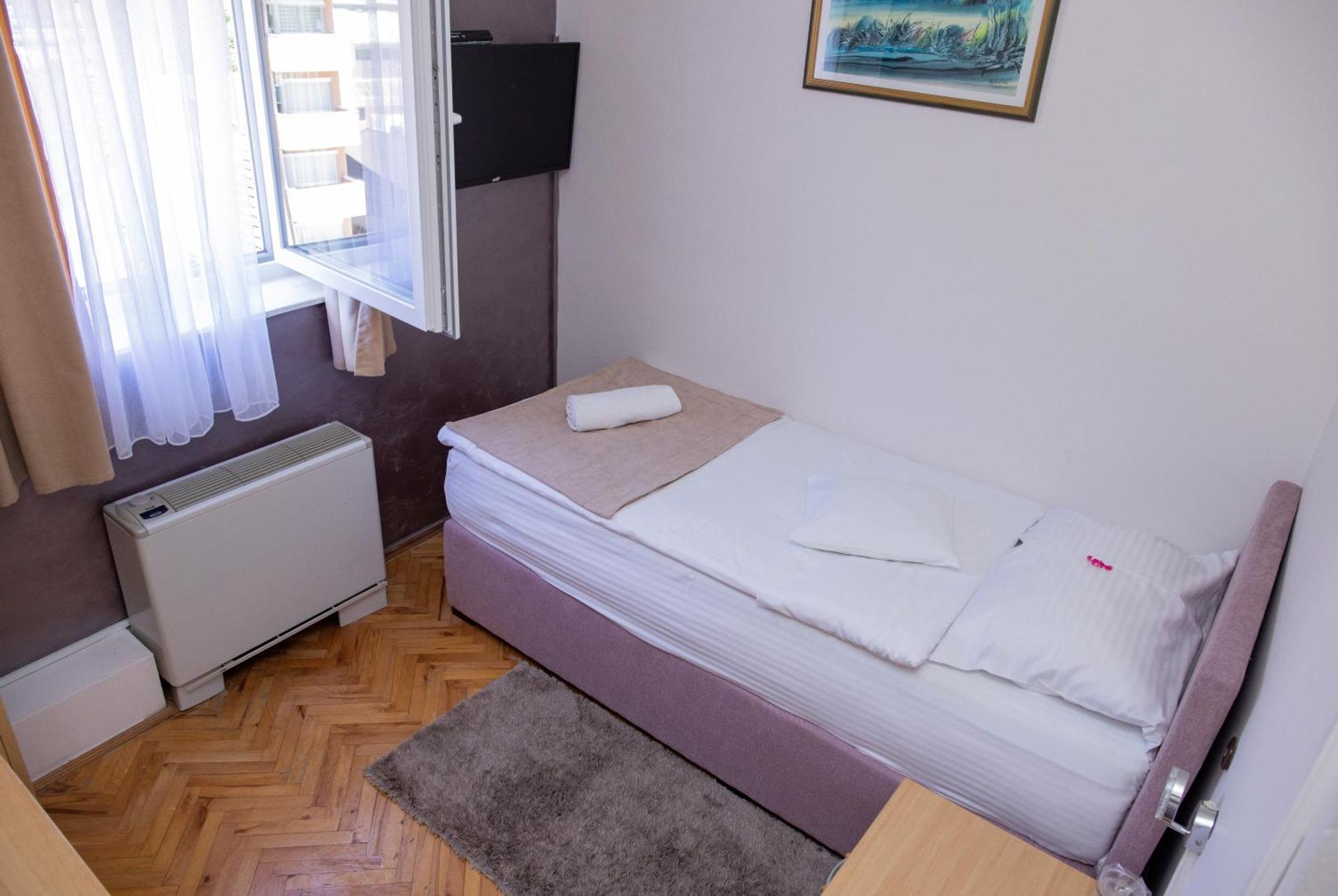 Motel New Sanatron Bosanski Novi Exterior foto