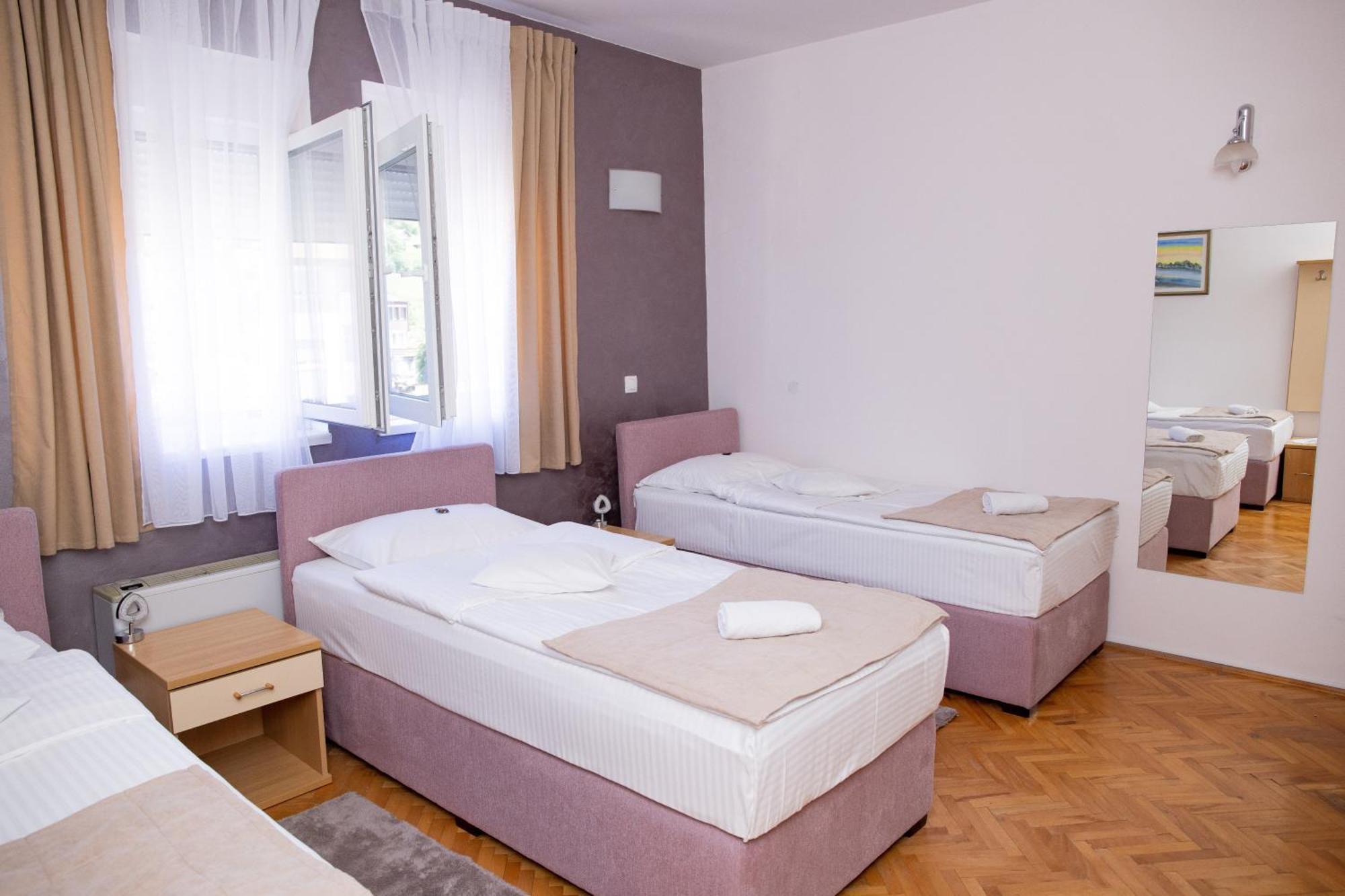 Motel New Sanatron Bosanski Novi Exterior foto