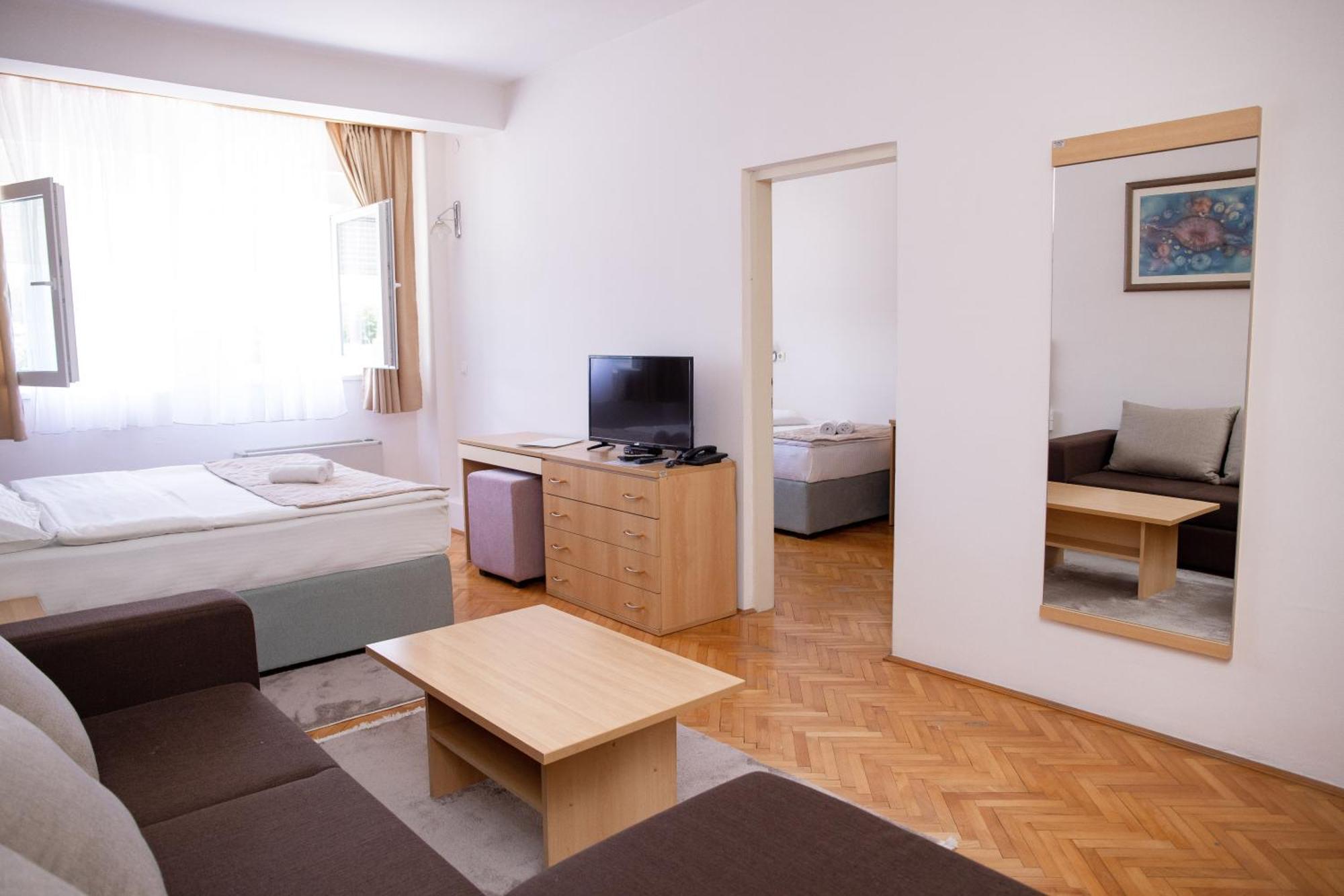 Motel New Sanatron Bosanski Novi Exterior foto